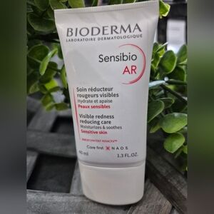 BIODERMA Sensibio AR Redness Reducing Care Cream - White